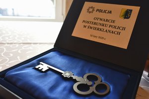 Symboliczny klucz, który wręczono podczas uroczystości