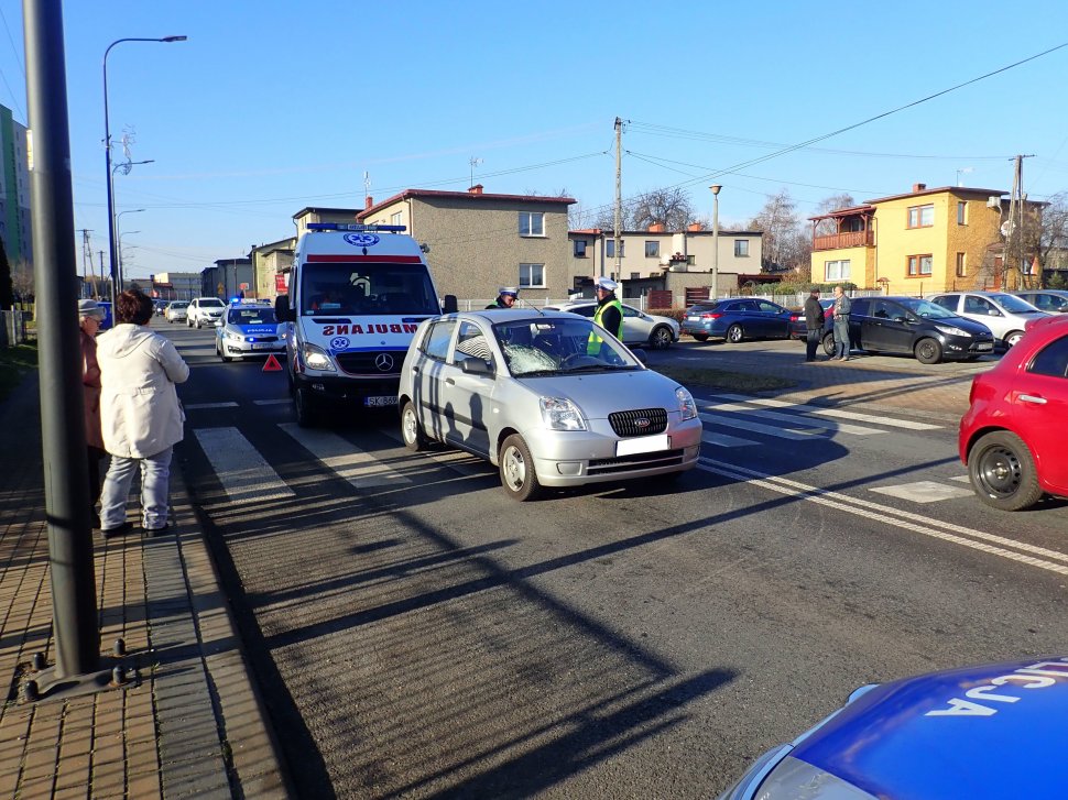 Rybnik, ul. Reymonta. Potrącenie na przejściu dla pieszych.