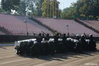 Policyjne ćwiczenia na stadionie