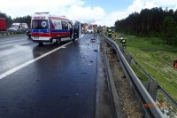 Autostrada A1 w Rybniku, służby na miejscu prowadzą czynności służbowe.