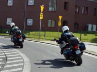 Policjanci na motocyklach w rejonie Sądu w Rybniku.