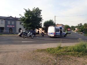 Rybnik, miejsce wypadku drogowego. Policja na miejscu zdarzenia.