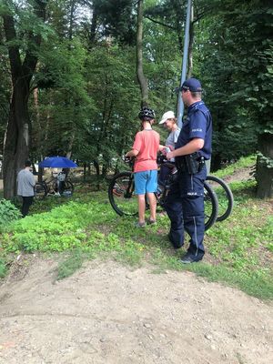 Policyjne działania na Wiśniowcu w Rybniku.