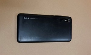 Telefon komórkowy.
