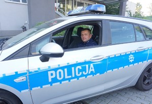 Starszy sierżant Marcin Wieczorek.