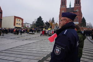 Na zdjęciu policjanci z rybnickiej komendy podczas zabezpieczenia uroczystości 11 listopada.