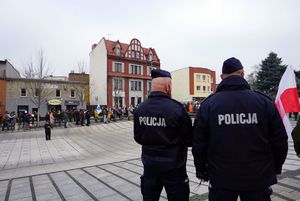 Na zdjęciu policjanci z rybnickiej komendy podczas zabezpieczenia uroczystości 11 listopada.