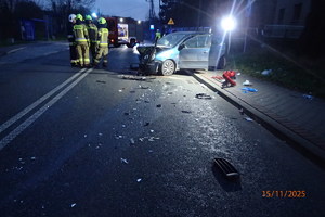 Na zdjęciu miejsce wypadku drogowego, do którego doszło w Rybniku na ulicy Sportowej.