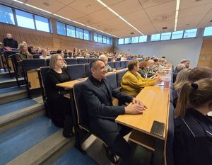 Na zdjęciu uczestnicy debaty w Rybniku.