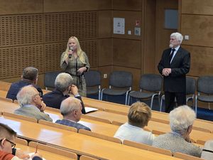 Na zdjęciu prelegenci debaty, która odbyła się w Rybniku.