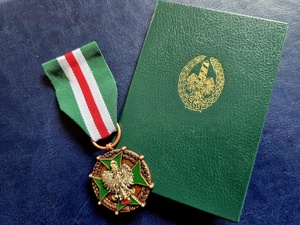 Brązowy Medal.