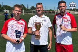 "Mundial Uniejów" o Puchar Komendanta Głównego Policji. Reprezentacja śląskiej Policji na podium.