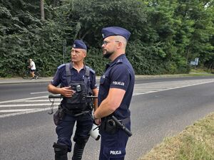Na zdjęciu policjanci podczas zabezpieczenia meczu w Rybniku.